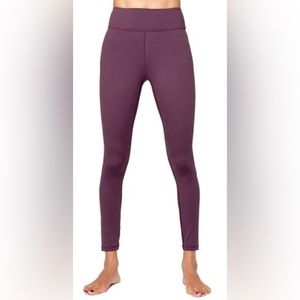 NWT Whisper Active Rebecca Legging